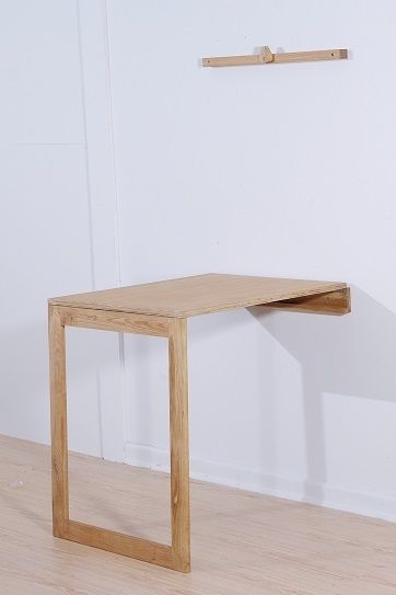 Valencia Folding Table